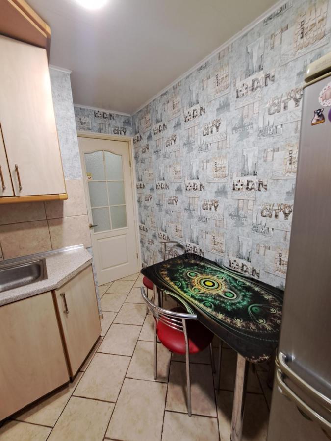 2-х комнатная возле солнечной галлереи Apartment