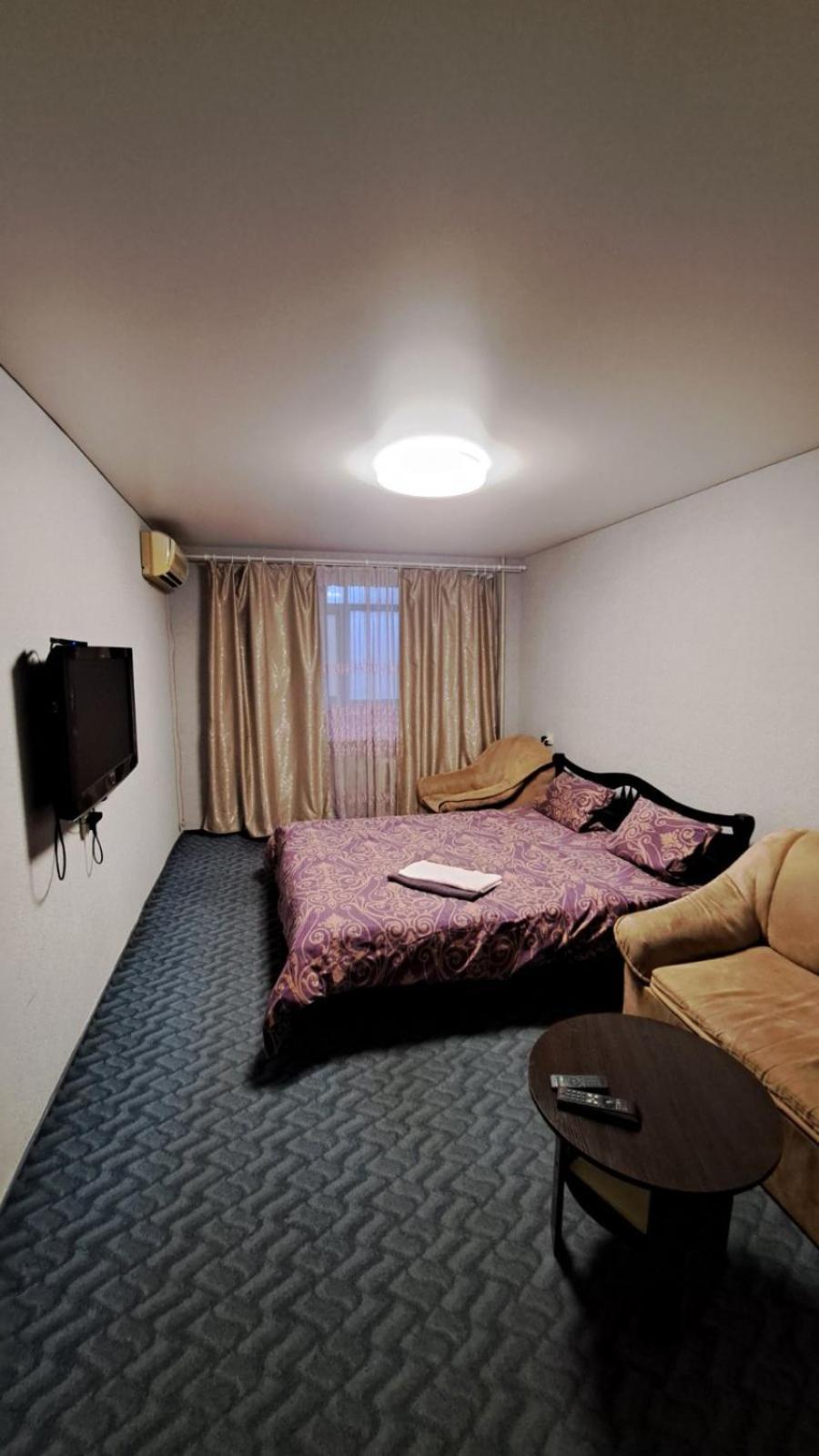 2-х комнатная возле солнечной галлереи Apartment Yekaterinovka
